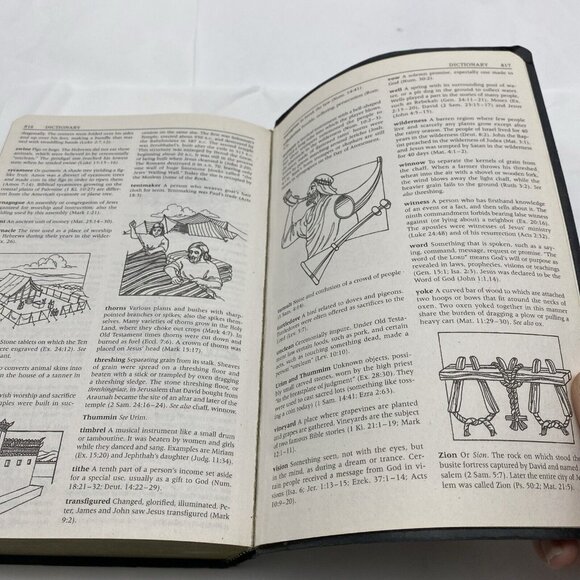 KJV King James Version Holy Bible Book Red‎ Letter Zondervan Religious Vtg 2002 - Picture 16 of 16